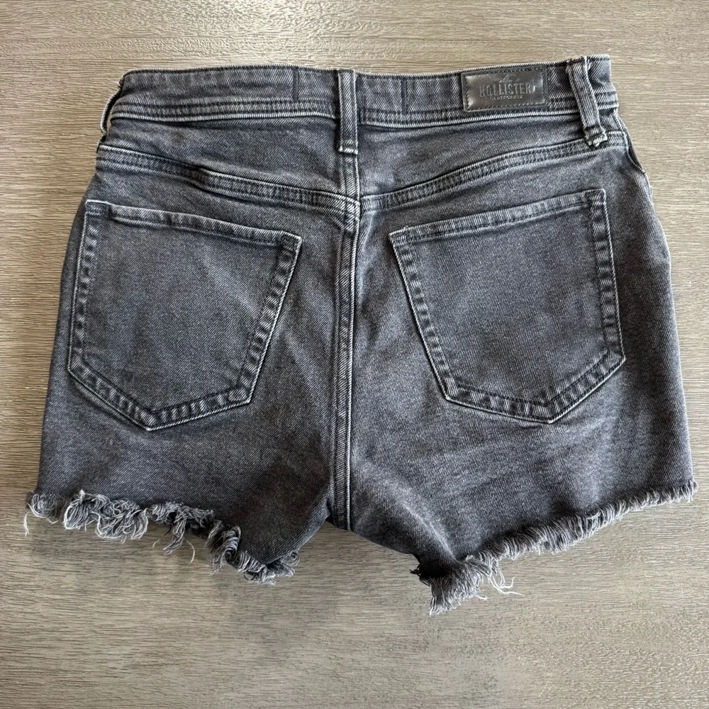 Hollister Black Denim Distressed Shorts 26